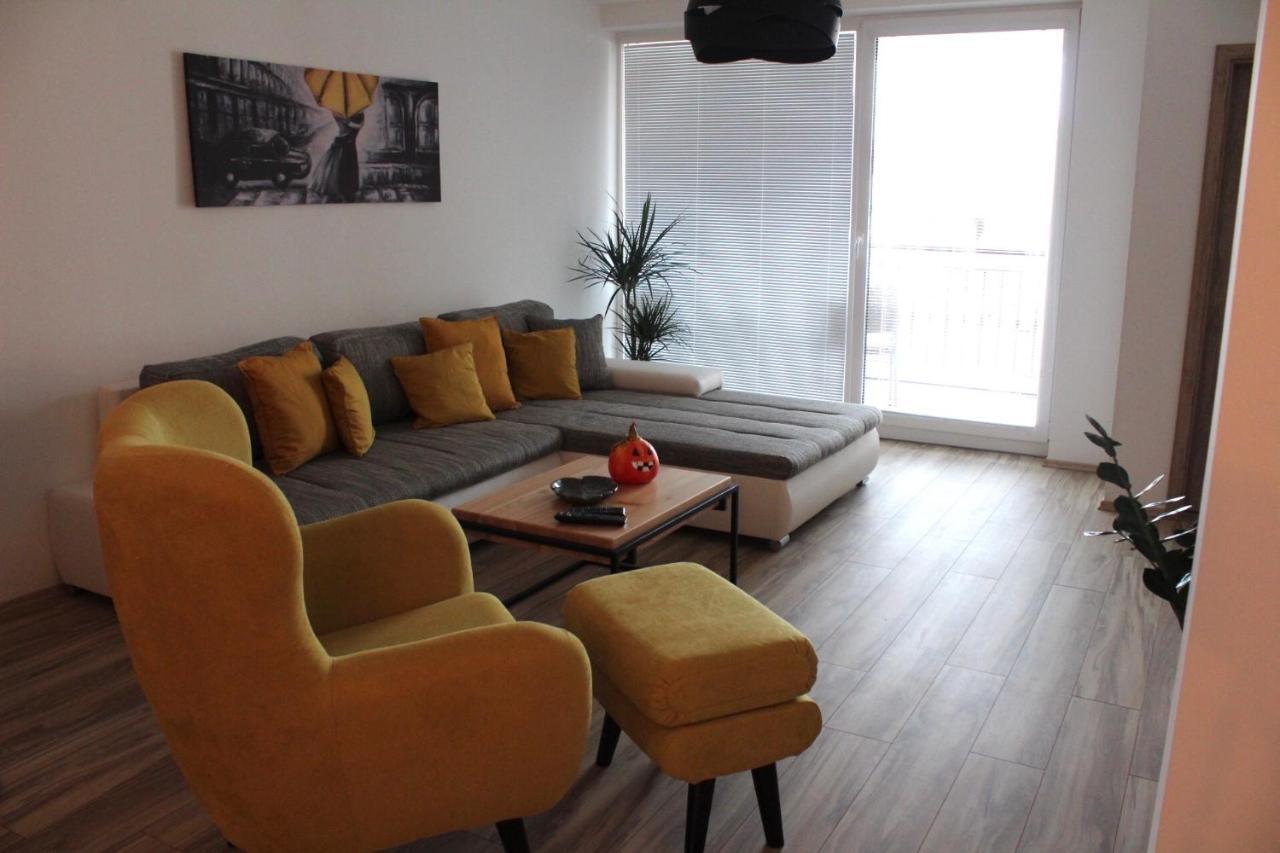 Apartment Anno Dunajská Streda Exteriör bild