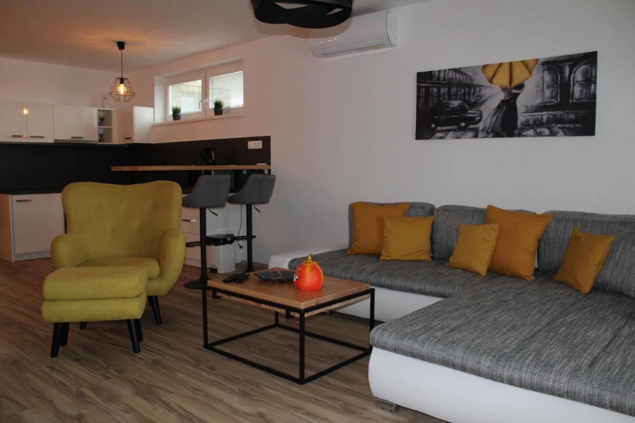 Apartment Anno Dunajská Streda Exteriör bild
